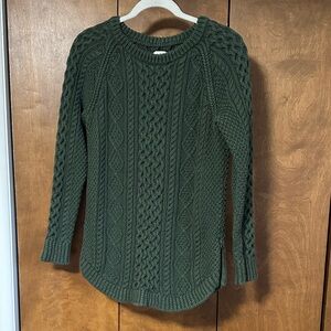 Cotton fisherman’s cable knit sweater
